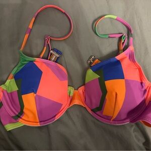 SHEIN Multicolor Geometric Bikini Top